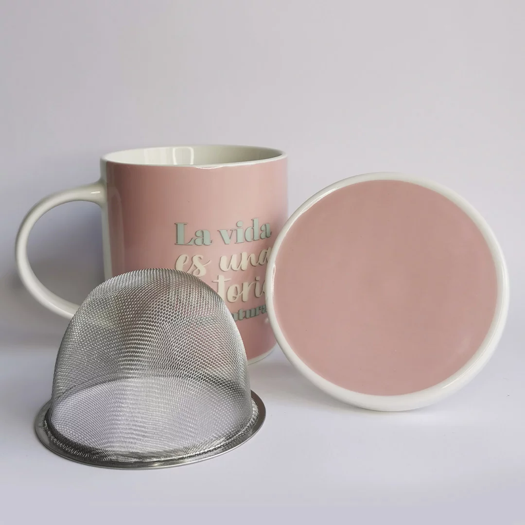 Taza con filtro y tapa «La vida es una historia» rosa - Imagen 3