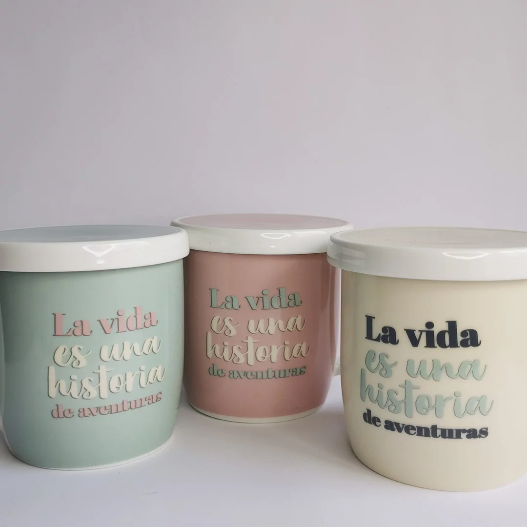 Taza con filtro y tapa «La vida es una historia» rosa - Imagen 7
